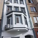 Kadikoey Cemre * Istambul