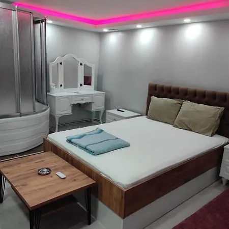 Cemre * Κωνσταντινούπολη