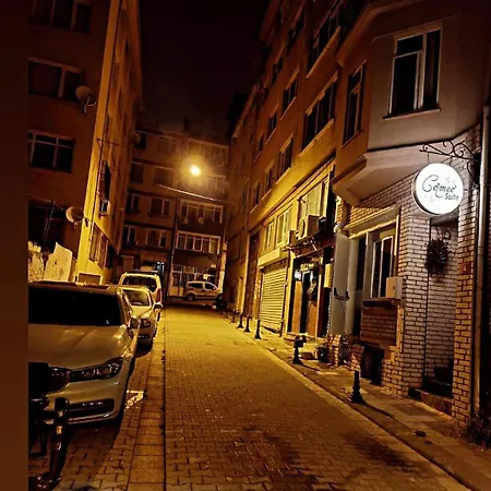 Kadikoey Cemre * Istambul